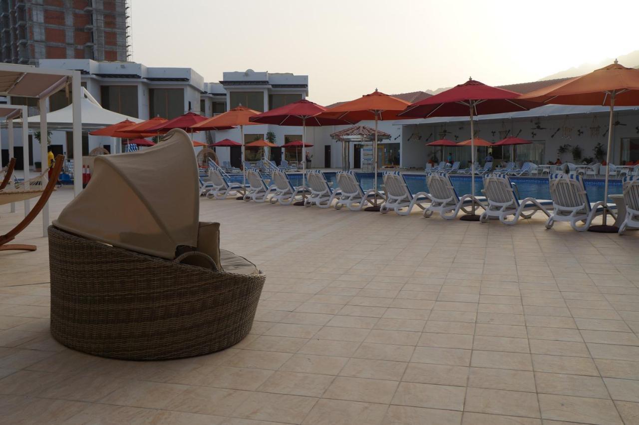 Mirage Bab Al Bahr Hotel Dibba Exterior photo